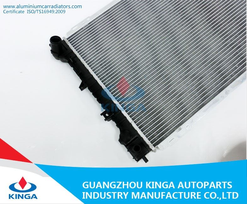 Auto Spare Parts Radiator For Escape / Tribute 01-08 OEM Yf47-15-200